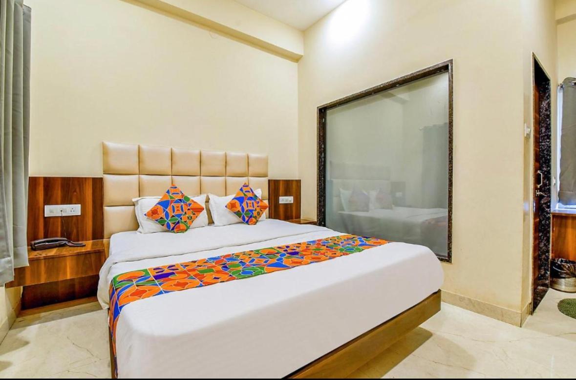 Hotel Dosa Plaza Udaipur Bagian luar foto